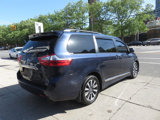 Used 2018 Toyota Sienna Limited Premium image 3