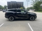 Certified 2023 Kia Sportage X-Line image 2