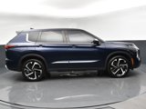 Used 2023 Mitsubishi Outlander SE image 3