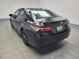 Used 2023 Toyota Camry SE image 5