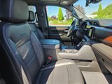 Used 2024 GMC Sierra 3500 Denali w/ Technology Package image 3