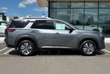 New 2025 Nissan Pathfinder SL image 3