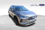 New 2025 Ford Escape SE image 2