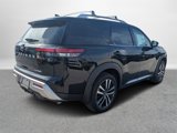 New 2025 Nissan Pathfinder Platinum w/ Cargo Package image 3