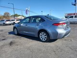Used 2022 Toyota Corolla LE image 3