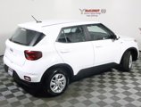 Used 2024 Hyundai Venue SE image 5