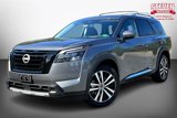New 2025 Nissan Pathfinder Platinum image 2