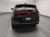 Used 2022 Kia Sportage LX image 6
