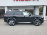 New 2025 Nissan Pathfinder Platinum w/ Cargo Package image 2
