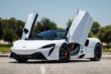 Used 2025 McLaren Artura Spider image 2