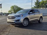 Used 2024 Ford Edge SEL image 3