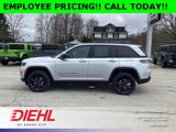 New 2025 Jeep Grand Cherokee Altitude image 4