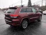 Used 2018 Jeep Grand Cherokee Overland image 3