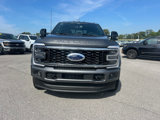 New 2025 Ford F450 Platinum w/ FX4 Off-Road Package image 2