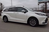 Used 2021 Toyota Sienna XLE image 3