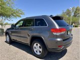 Used 2017 Jeep Grand Cherokee Laredo w/ Quick Order Package 2BE image 5