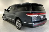 Used 2022 Lincoln Navigator L Reserve image 4