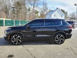 Used 2022 Mitsubishi Outlander SEL image 2