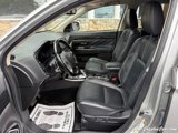 Used 2018 Mitsubishi Outlander 4WD Plug-In Hybrid image 3