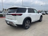 New 2025 Nissan Pathfinder Platinum image 3