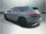 New 2025 Volkswagen Atlas Peak Edition SE image 3
