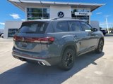 New 2025 Volkswagen Atlas Peak Edition SE image 4