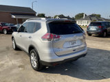 Used 2015 Nissan Rogue SV image 5