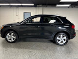 Used 2022 Audi Q3 2.0T Premium image 3