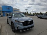 New 2025 Honda Pilot Touring image 3
