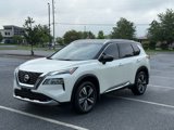 Used 2021 Nissan Rogue Platinum image 3