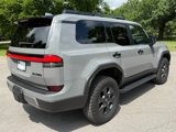 Used 2025 Lexus GX 550 image 3