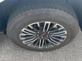 Used 2025 GMC Yukon Elevation image 2