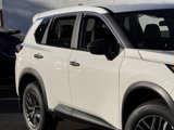 Used 2025 Nissan Rogue S image 3