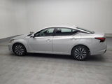 Used 2023 Nissan Altima 2.5 SV image 3