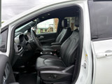 Used 2022 Chrysler Pacifica Touring-L w/ S Appearance Package image 3