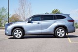 Used 2022 Toyota Highlander LE image 6