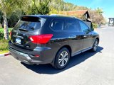 Used 2017 Nissan Pathfinder S image 6