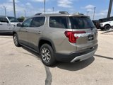 Used 2023 GMC Acadia SLE w/ Driver Convenience Package image 5