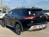 New 2025 Nissan Pathfinder Platinum image 5