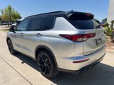 New 2025 Mitsubishi Outlander SEL Black Edition image 3