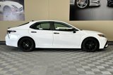Used 2021 Toyota Camry SE image 3