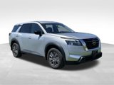 Certified 2024 Nissan Pathfinder S image 3