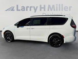 New 2025 Chrysler Pacifica Limited image 2