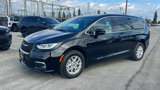 New 2025 Chrysler Pacifica Select image 2