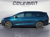 New 2025 Chrysler Pacifica Select image 2