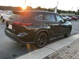 Certified 2024 Toyota Highlander XLE image 5