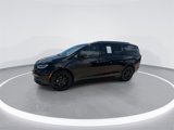 Used 2024 Chrysler Pacifica Touring-L w/ S Appearance Package image 4