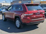 Used 2021 Jeep Grand Cherokee Laredo image 4