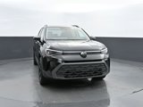New 2025 Volkswagen Taos SE image 2