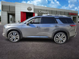 New 2025 Nissan Pathfinder Platinum image 3